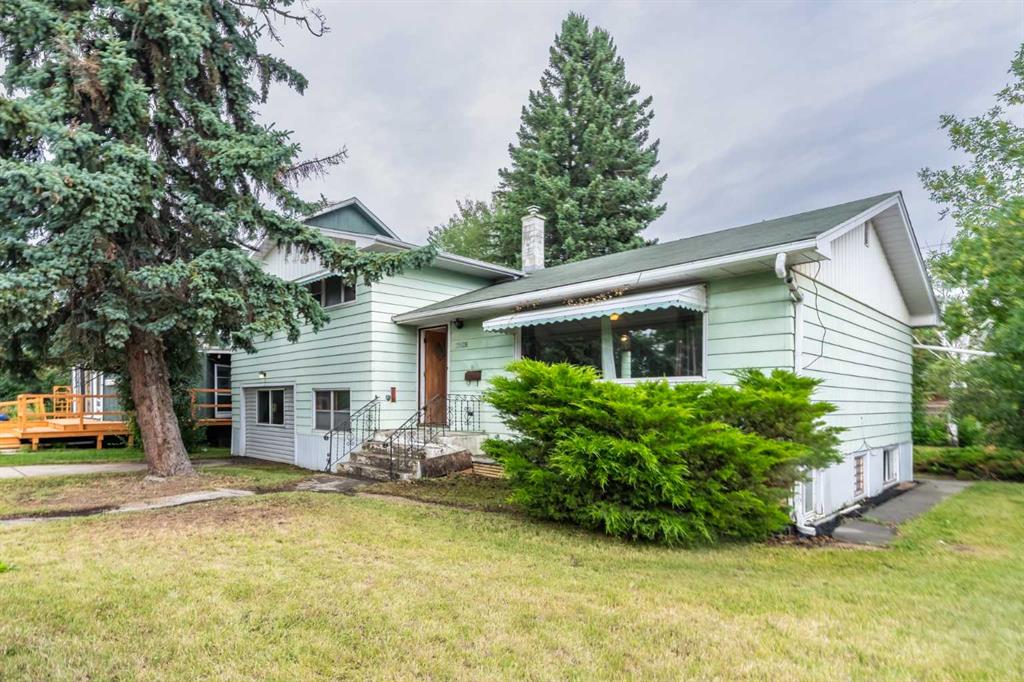 2628 Capitol Hill Crescent NW, Calgary, Alberta, T2M 4C3