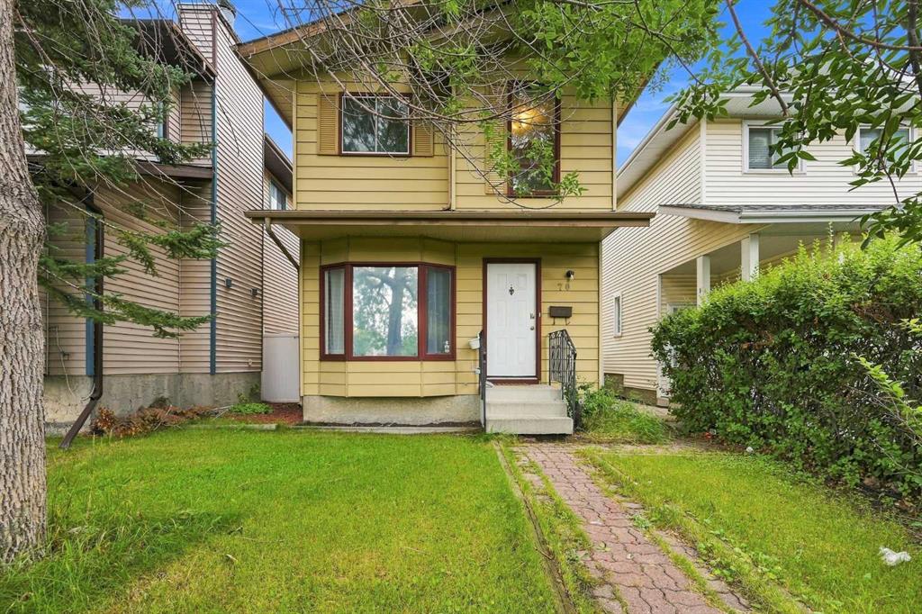 70 Edgeburn Crescent, Calgary, Alberta, T3A 4J3