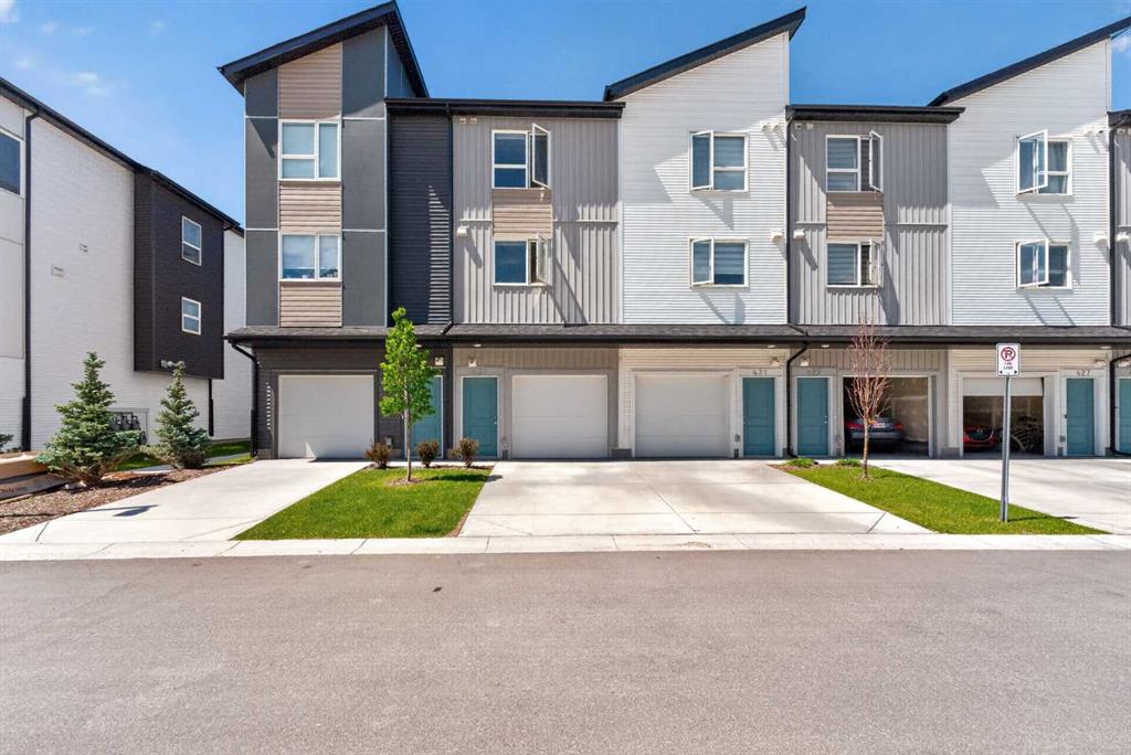 #433 301 Redstone Boulevard NE, Calgary, Alberta, T3N 1V6