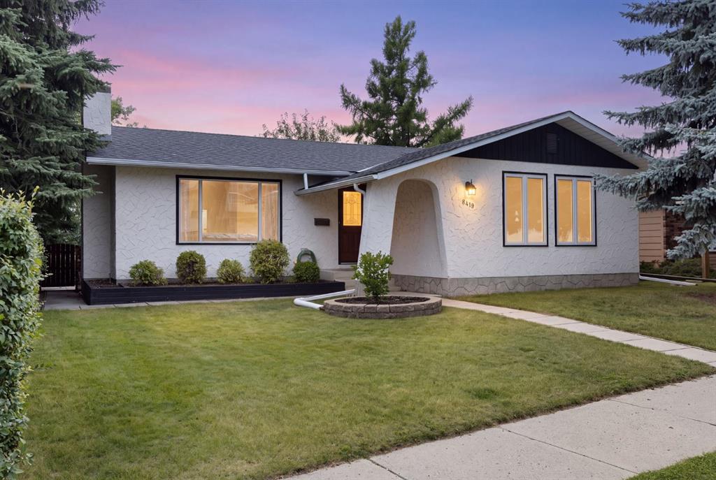 8419 Silver Springs Road NW, Calgary, Alberta, T3B 4A6
