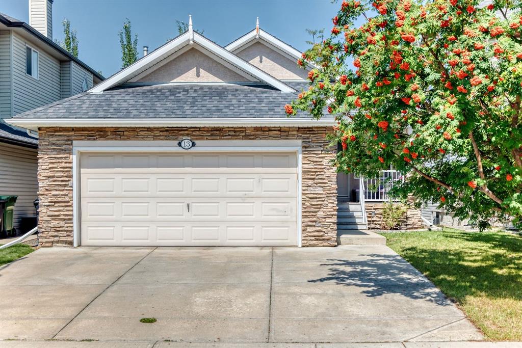 13 Cresthaven Way SW, Calgary, Alberta, T3B 5X8