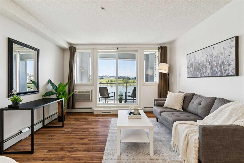 #210 108 Country Village Circle NE, Calgary, Alberta, T3K 0E3