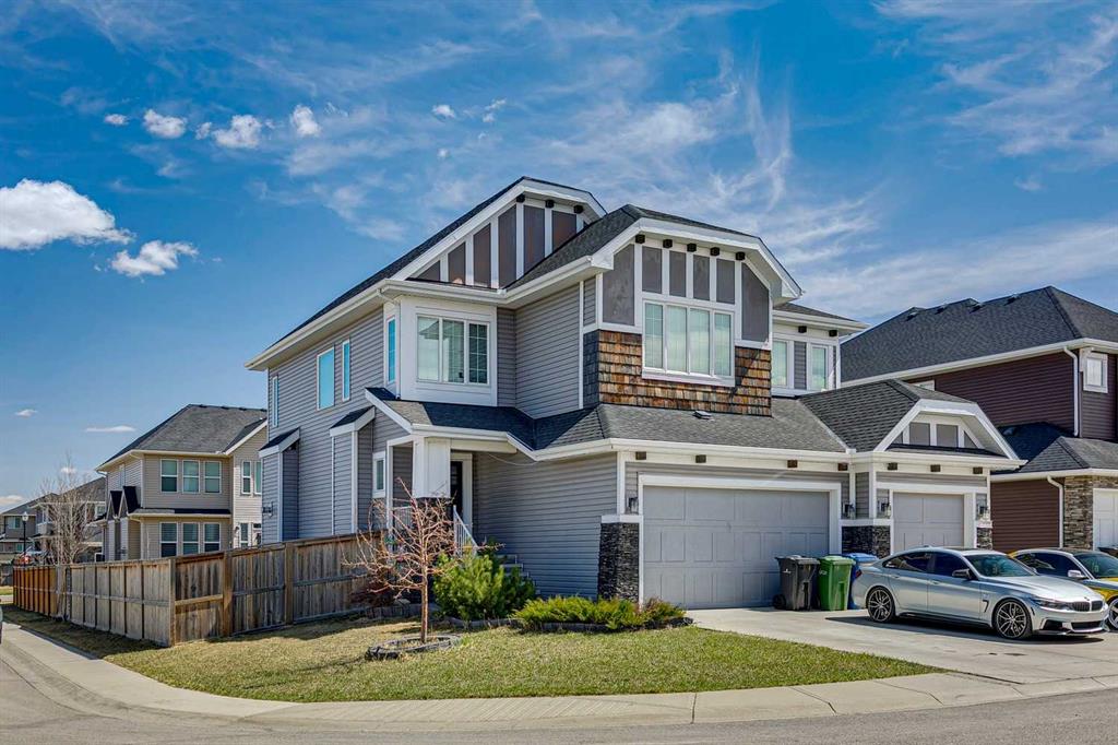 168 Rainbow Falls Heath, Chestermere, Alberta, T1X 0N4
