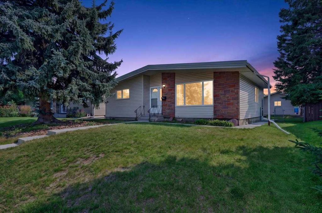 5048 Vanstone Crescent NW, Calgary, Alberta, T3A0V9