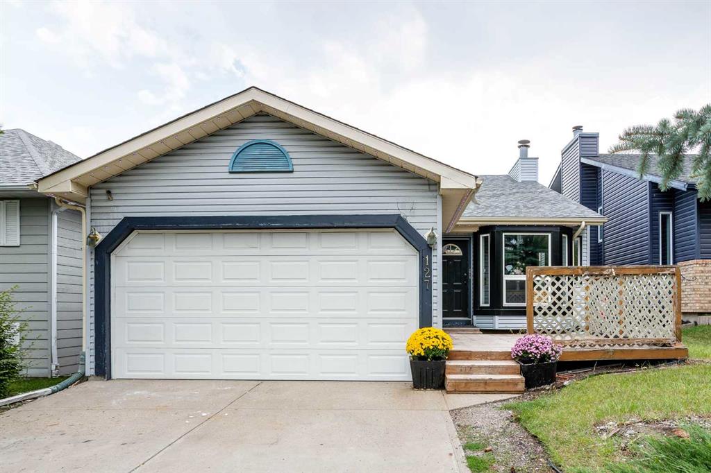 127 Shawinigan Drive SW, Calgary, Alberta, T2Y 2W1
