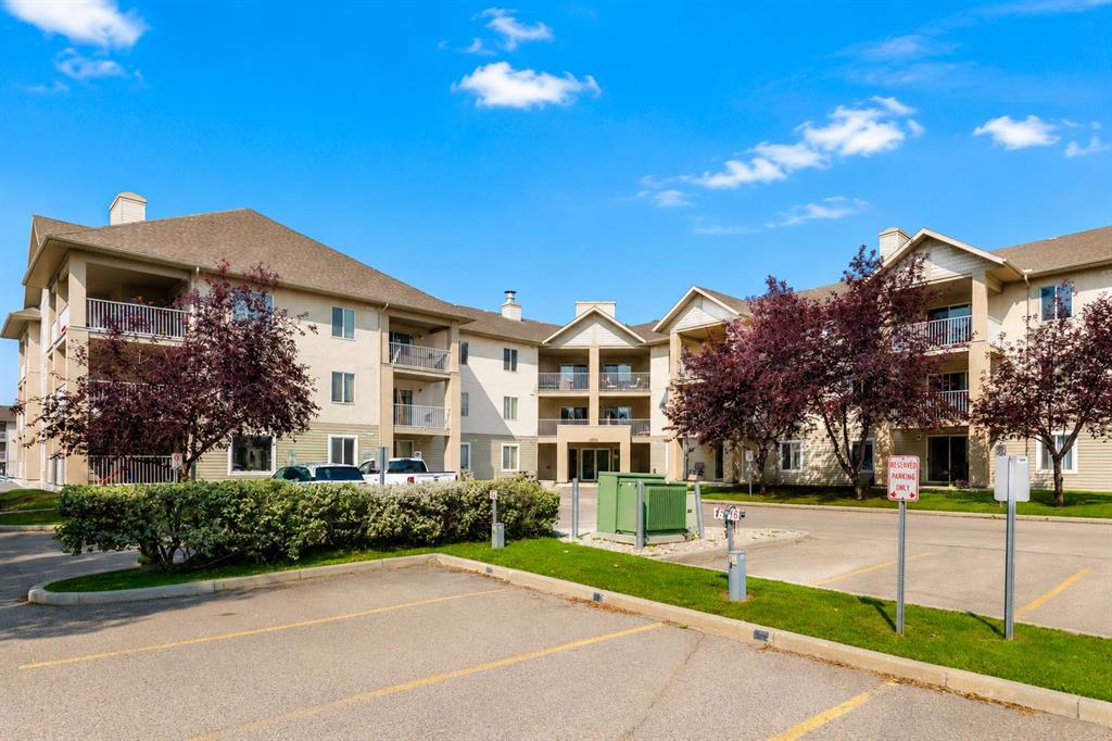 #212 4000 Citadel Meadow Point NW, Calgary, Alberta, T3G 5N5