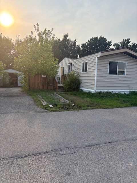 #238 6220 17 Avenue, Calgary, Alberta, T2A 0W6