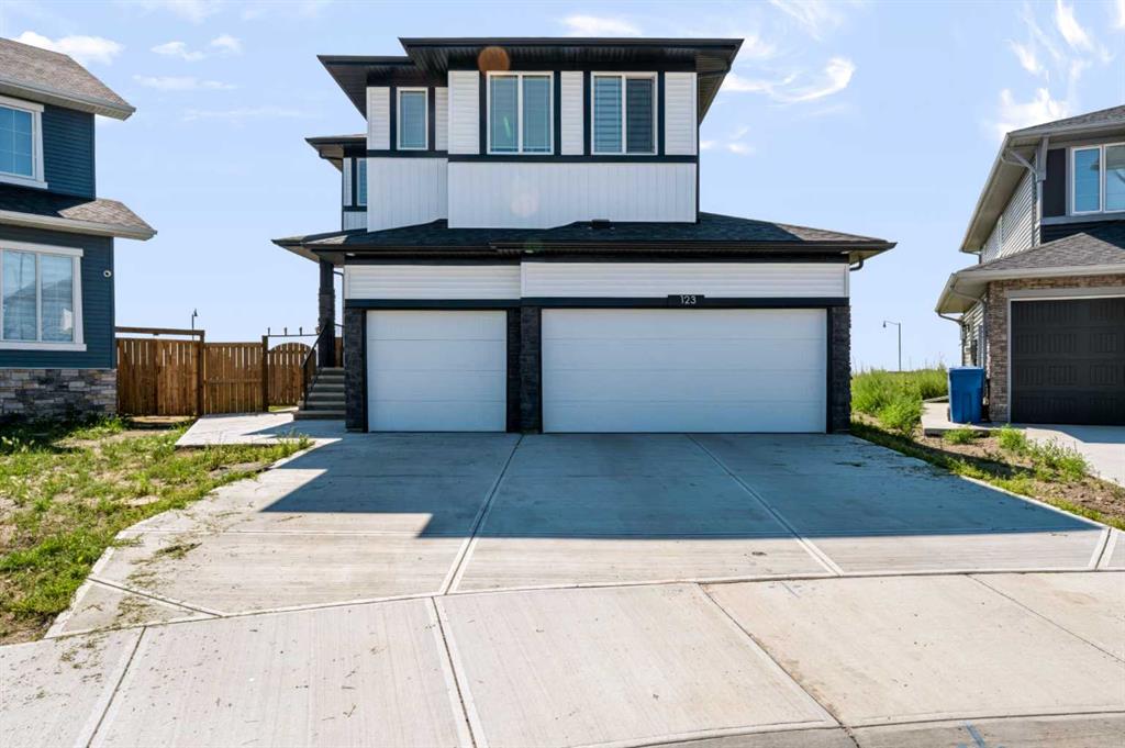 123 Dawson Dock Cove, Chestermere, Alberta, T1X 2W9