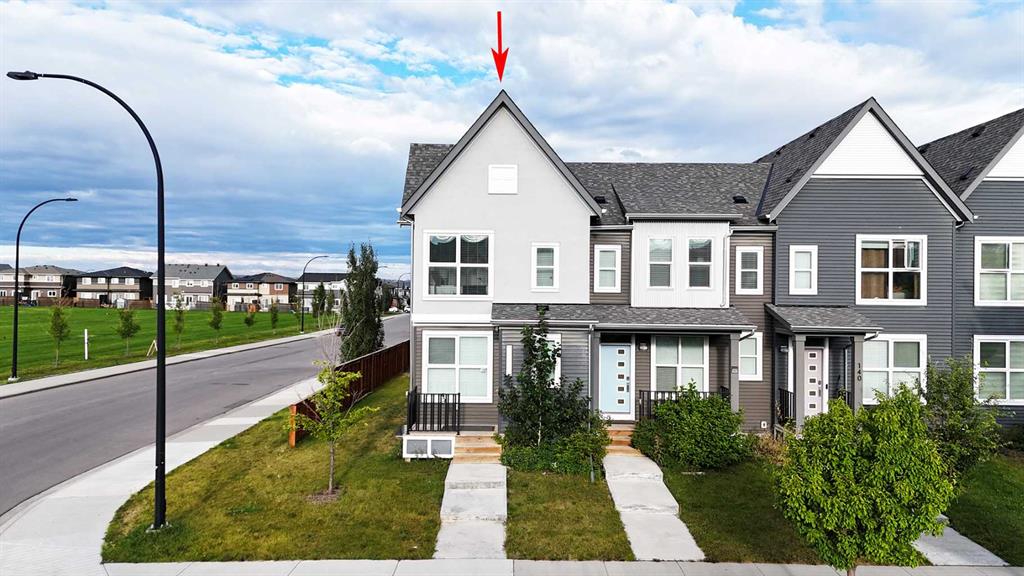 148 Carrington Boulevard NW, Calgary, Alberta, T3P 0C7