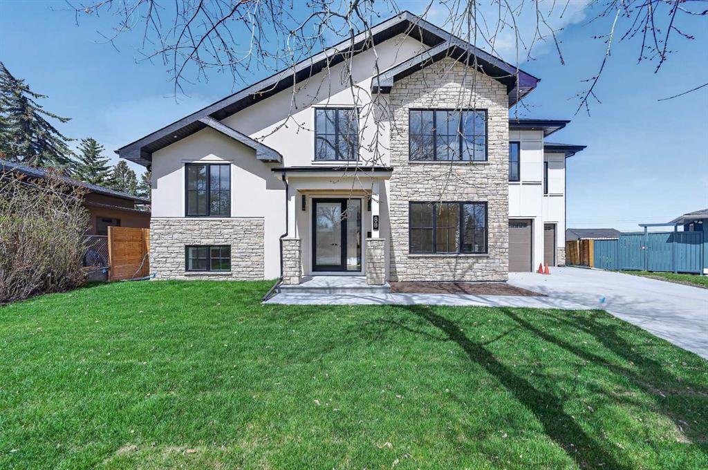 88 Woodlark Drive SW, Calgary, Alberta, T3C 4H5